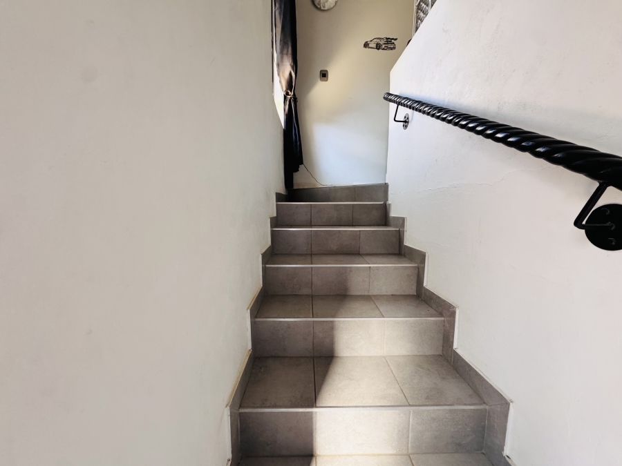 4 Bedroom Property for Sale in Wilkoppies North West